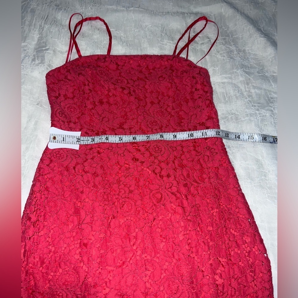 EXPRESS pink lace dress, slit on side - Picture 5 of 7